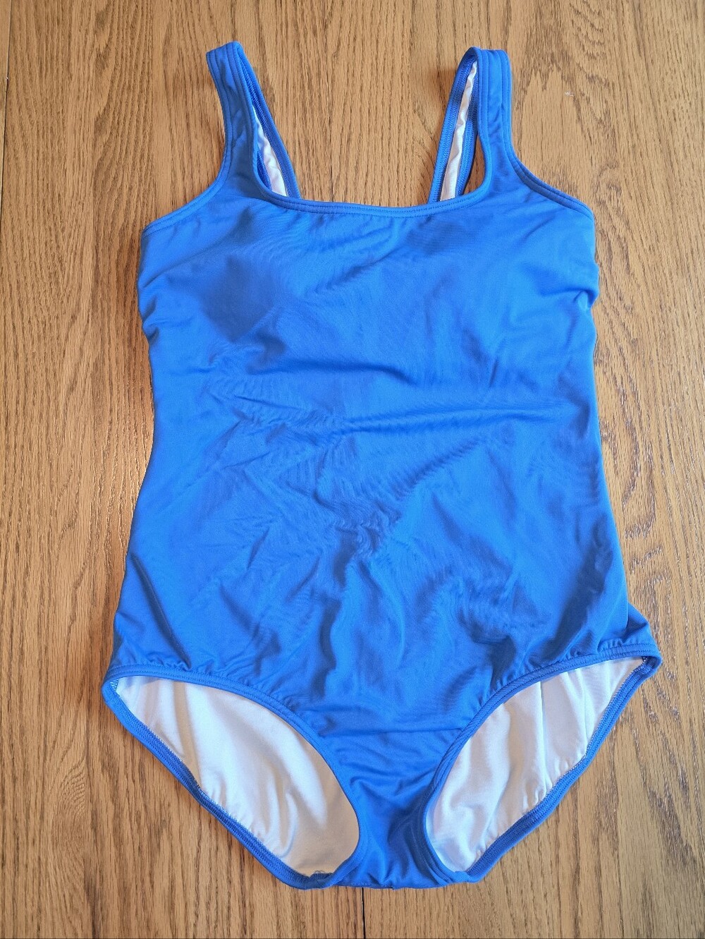 Lands End Sz 12 Woman's Tugless Low Leg One-Piece Swimsuit